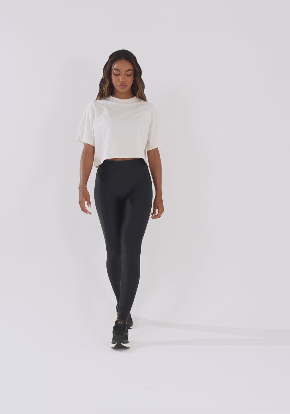 Cropped T-shirt Feminino de Algodão Off White Lush Dlk