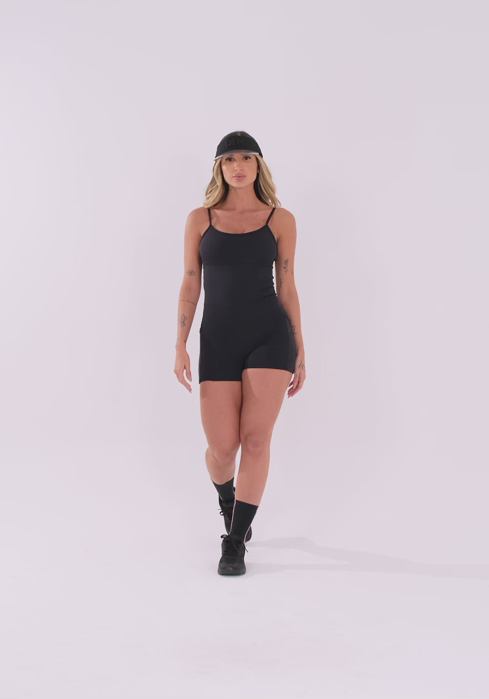 Viseira Bordada Preto Com Aba Transparente Dlk