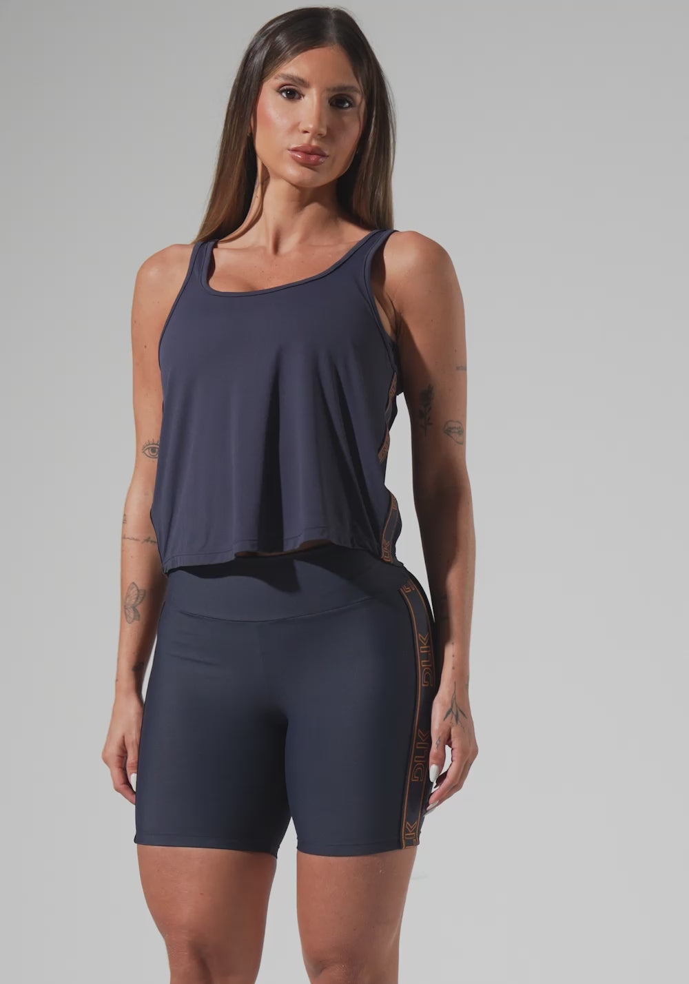 Cropped Regata Feminino Com Elástico Na Lateral Activity Dlk Grafite