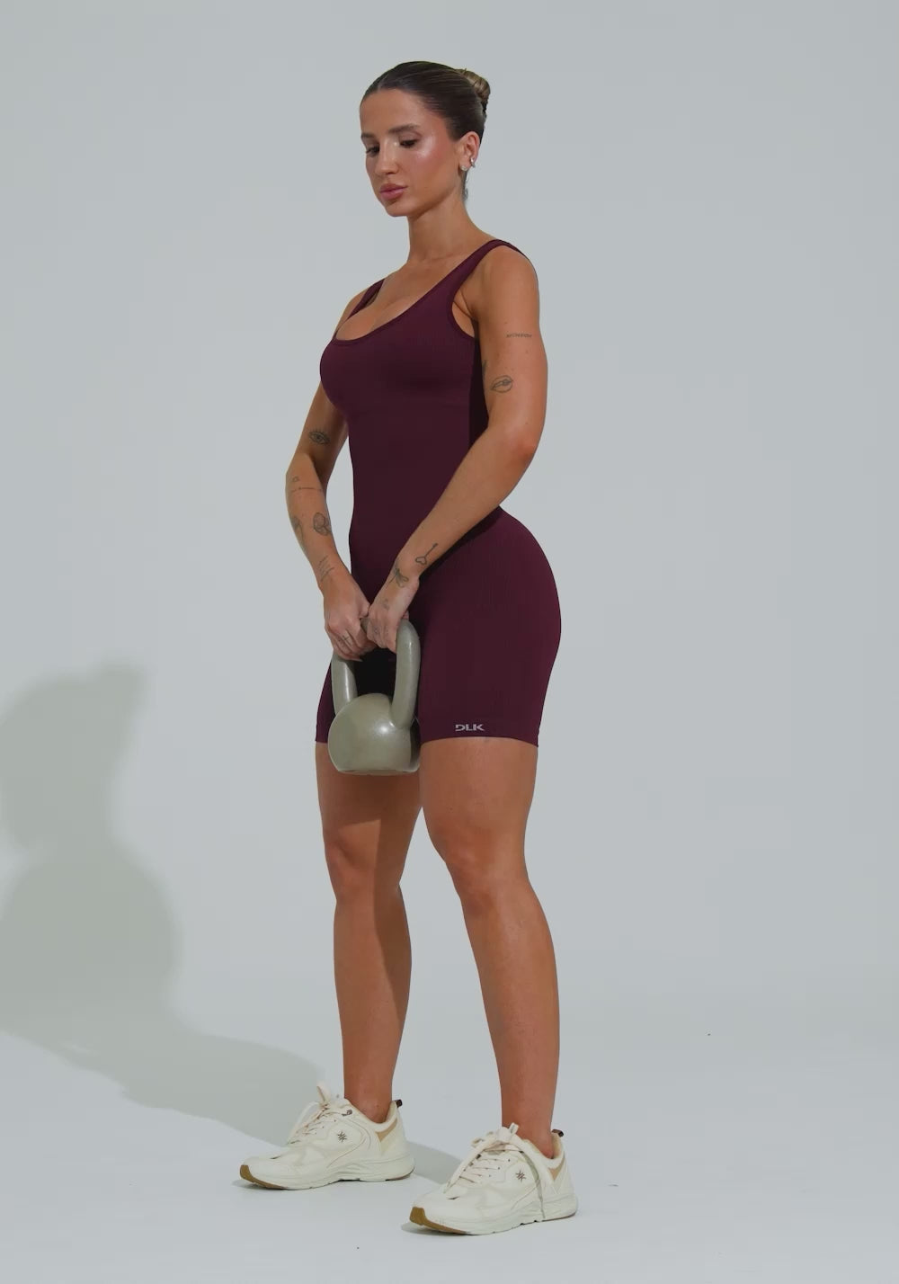 Macaquinho Fitness Feminino Vinho Canelado Com Bojo Seamless+ Dlk