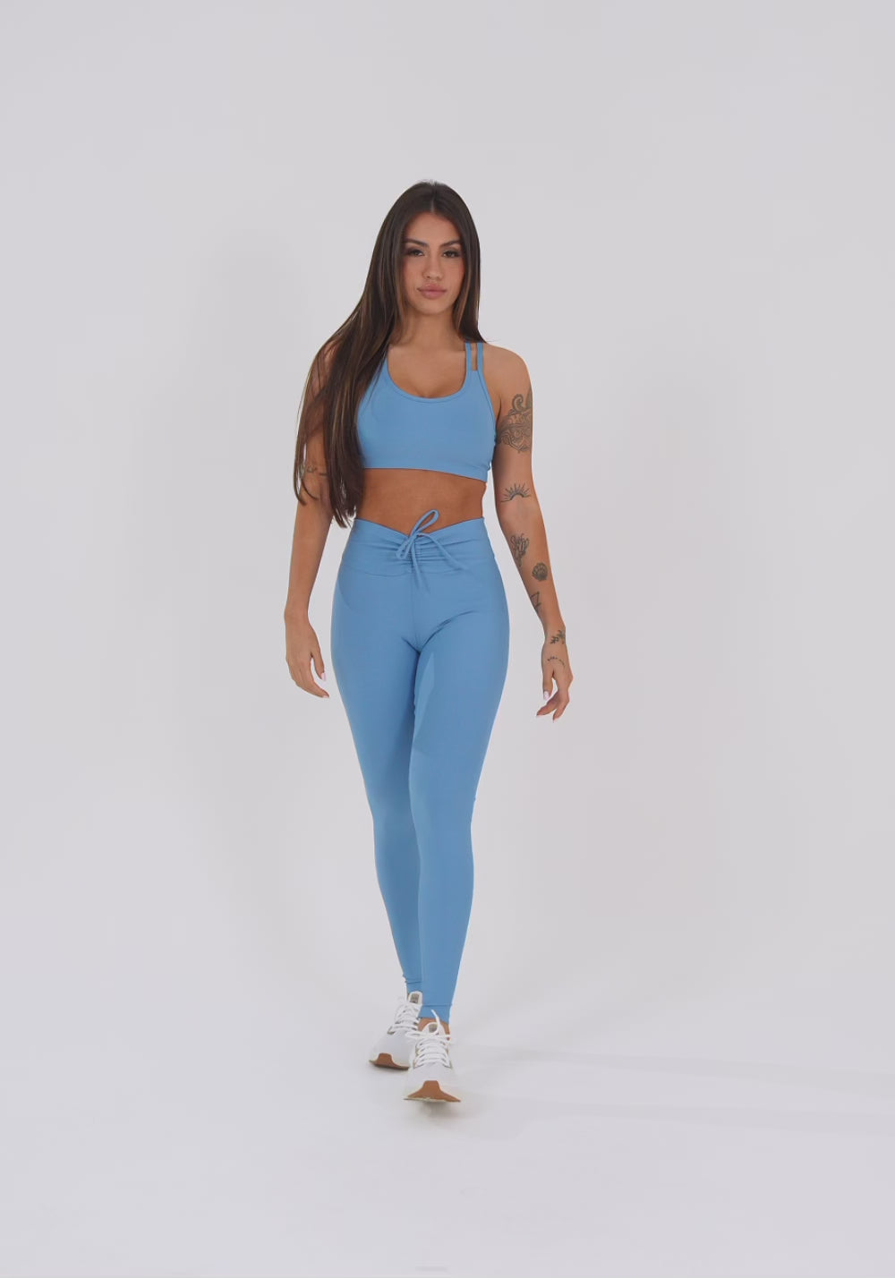 Legging Fitness Feminina Azul Com Franzido E Amarração Aura Dlk
