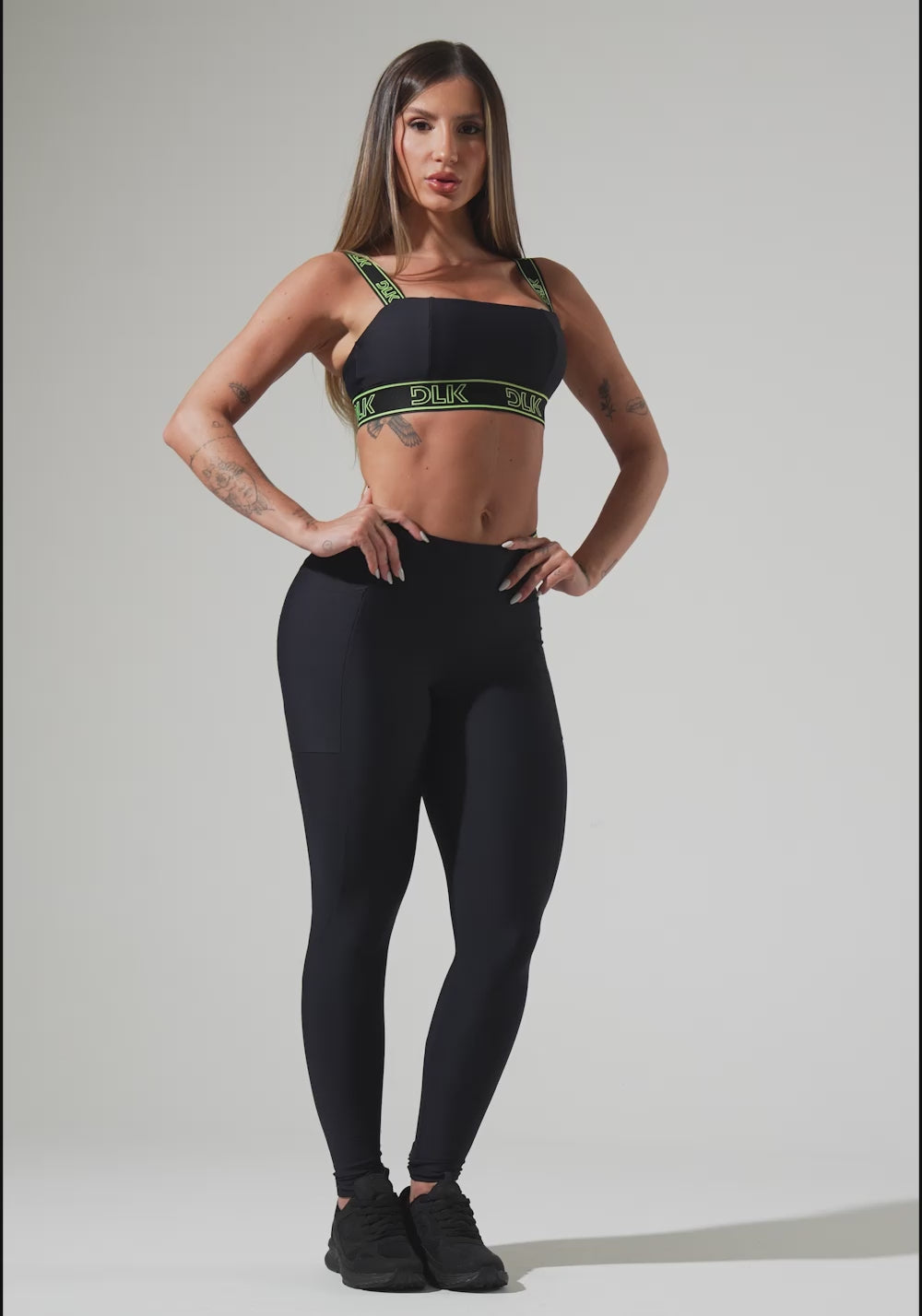 Legging Fitness Feminina Com Bolsos E Elástico No Cós Activity Dlk Preto