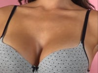Conjunto com Bojo Intimate em Renda Mescla em Poá Preto Dlk