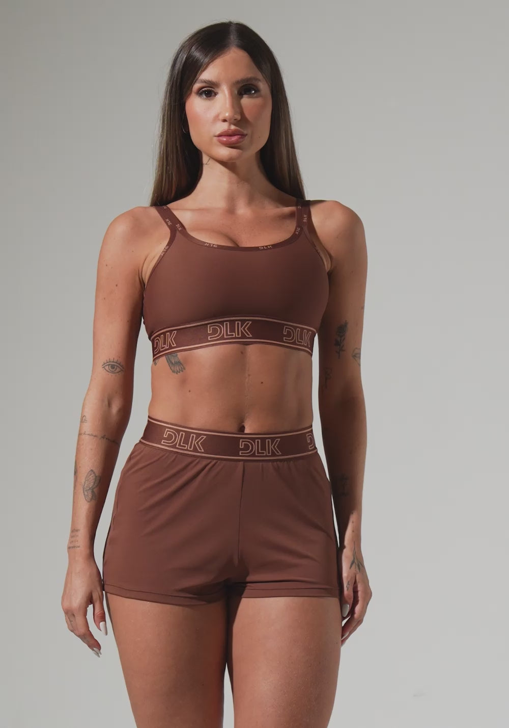Short Fitness Feminino Soltinho Com Elástico No Cós Activity Dlk Marrom