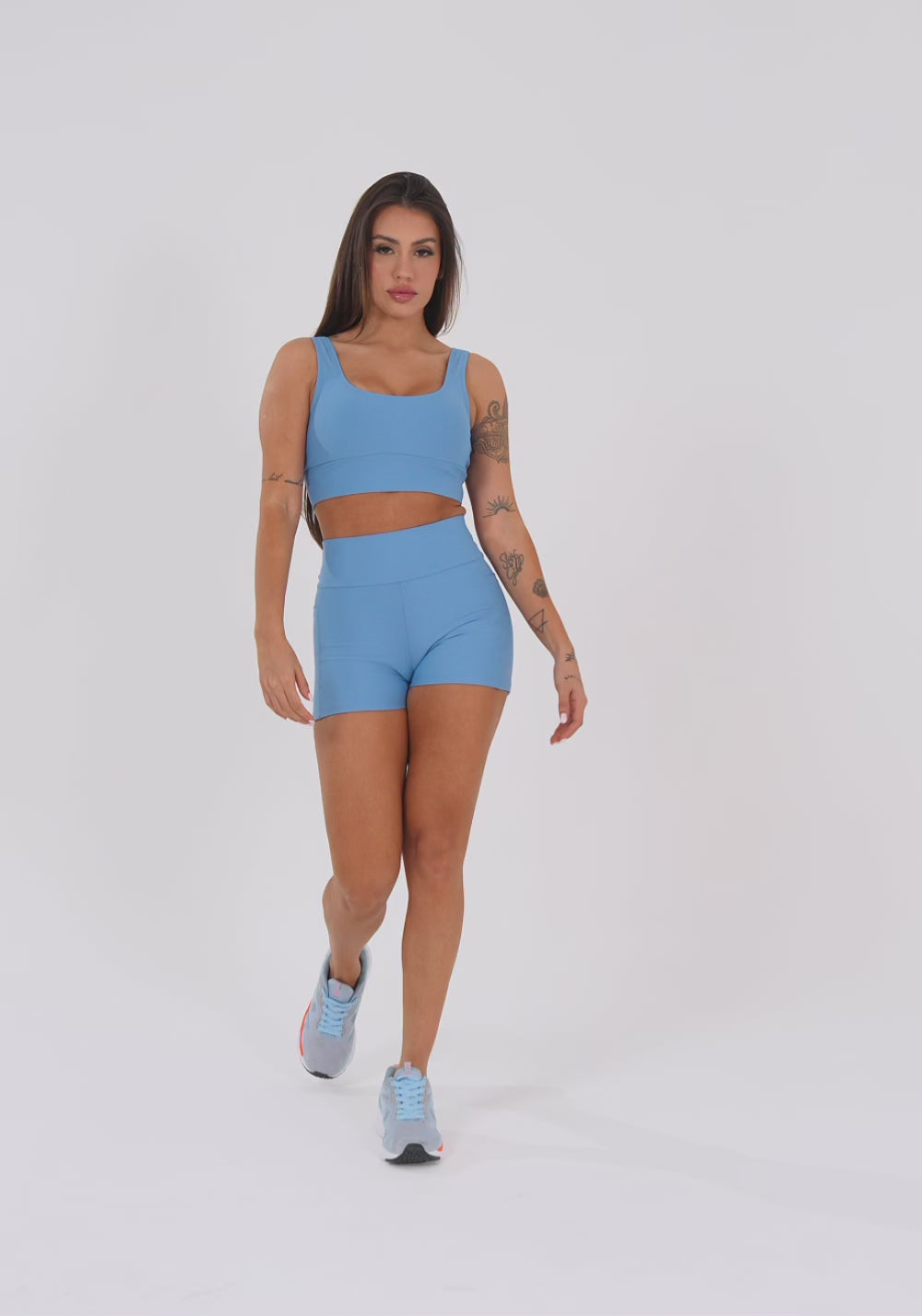 Short Fitness Feminino Azul Com Bolsos Aura Dlk