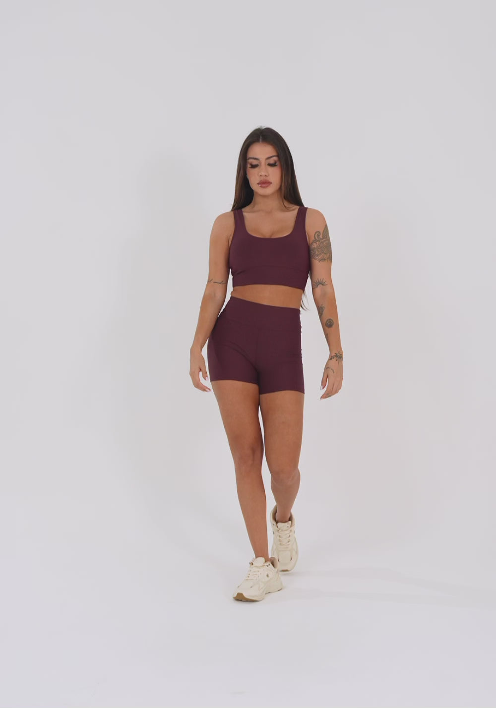Top Fitness Feminino Vinho Com Alça Larga Aura Dlk