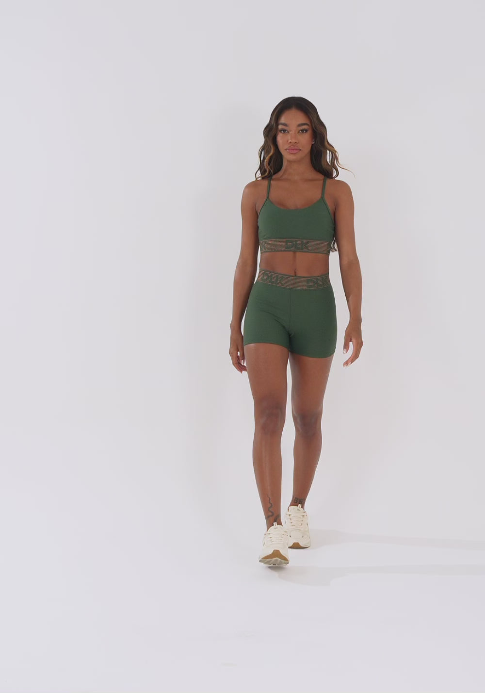 Short Fitness Feminino Verde Com Elástico Lurex Lush Dlk