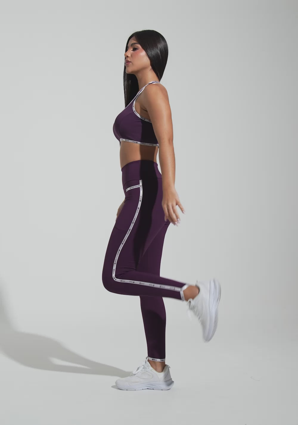 Legging Fitness Feminina com Bolsos e Elástico Athletic Dlk Roxo