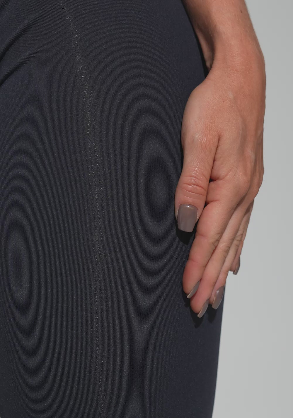 Legging Fitness Feminina Com Cós Em V Preto Básica Dlk