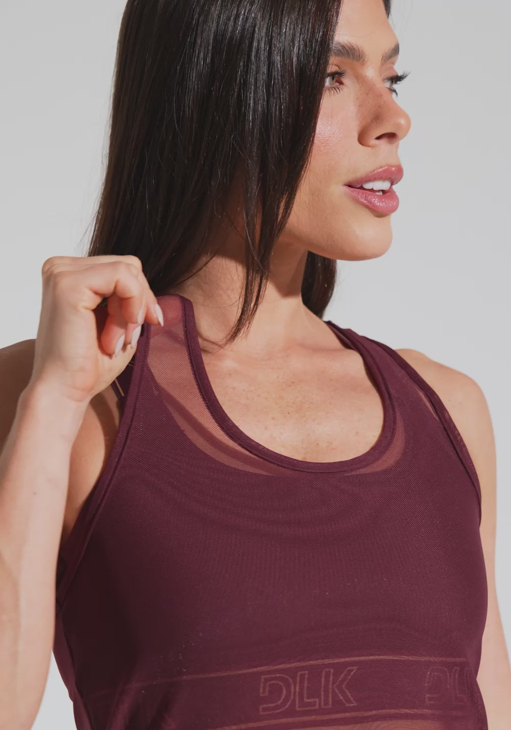 Camiseta Fitness Feminina De Tule Activity Dlk Vinho