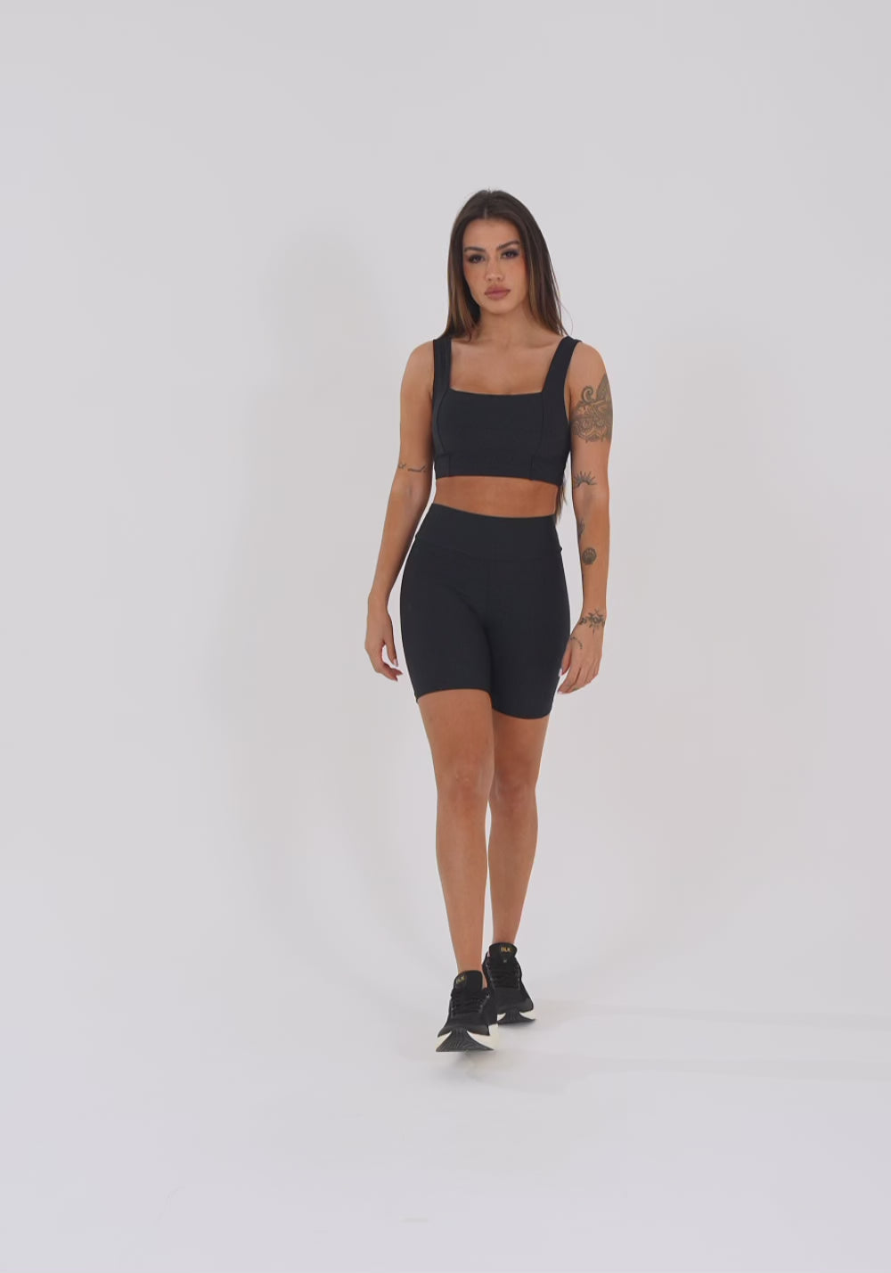 Bermuda Fitness Feminina Preto Aura Dlk