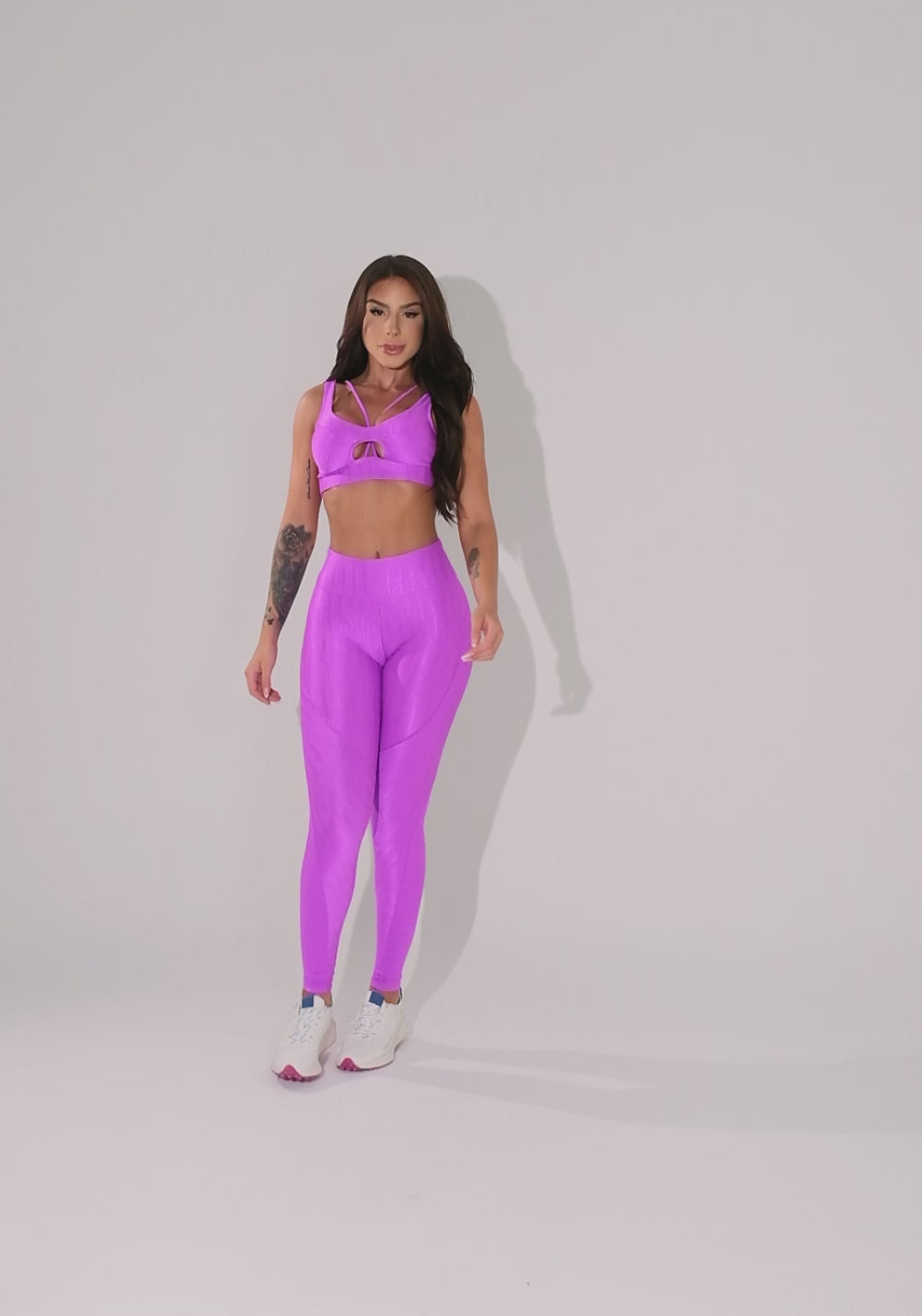Legging Fitness Feminina Lilás Texturizada Com Recortes Elegance Dlk