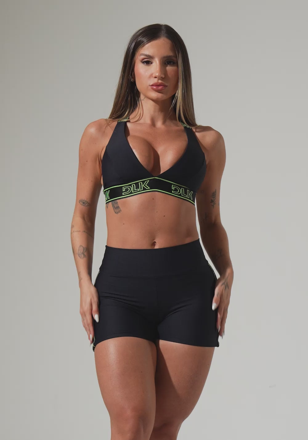 Short Fitness Feminino Com Elástico Lateral Activity Dlk Preto