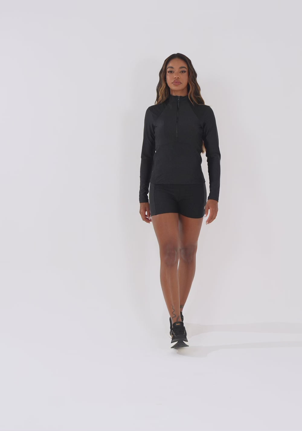 Casaco Feminino Preto Gola Alta E Detalhe Canelado Lush Dlk