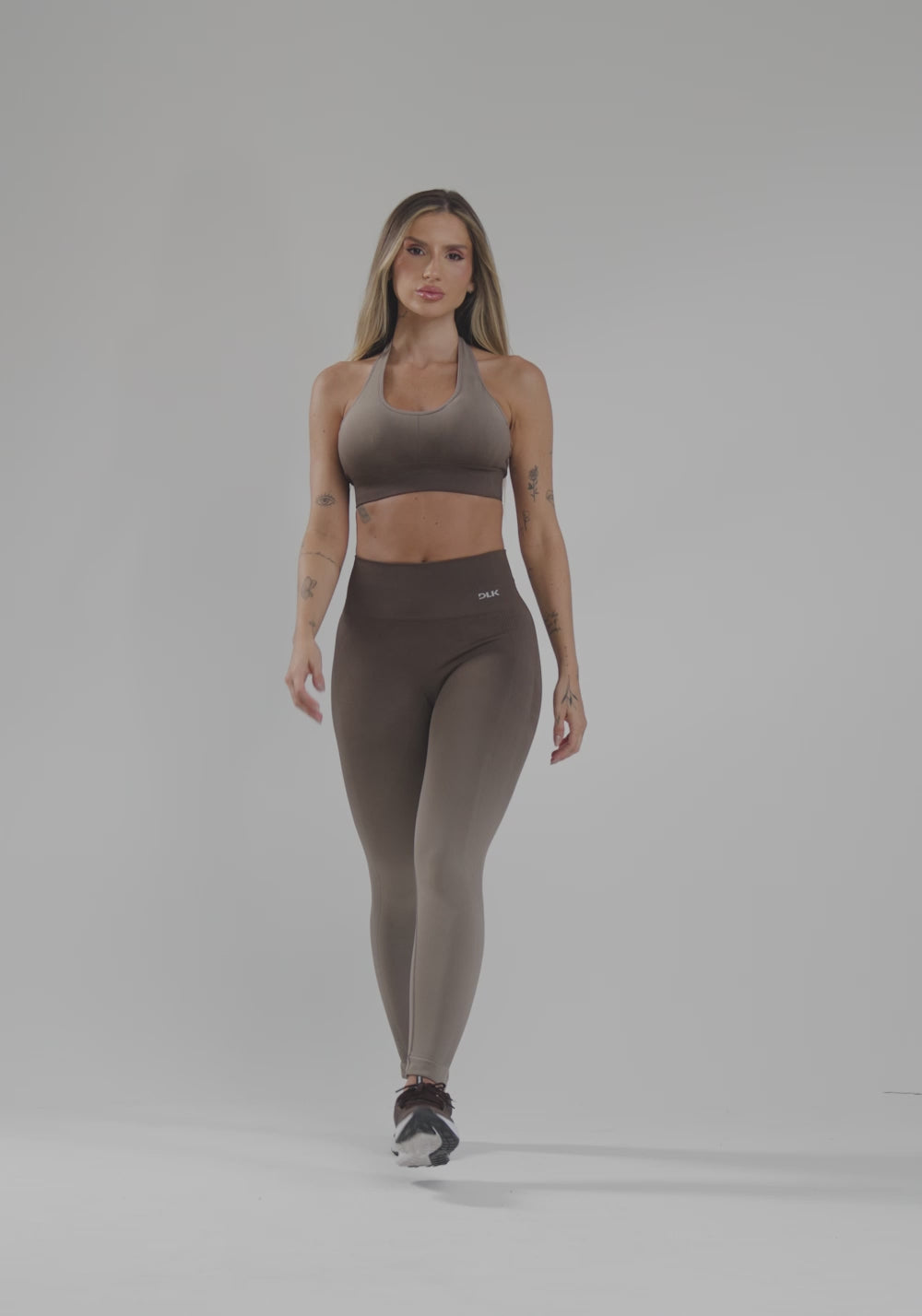 Legging Fitness Feminina Marrom Degradê Modela Bumbum Seamless+ Dlk