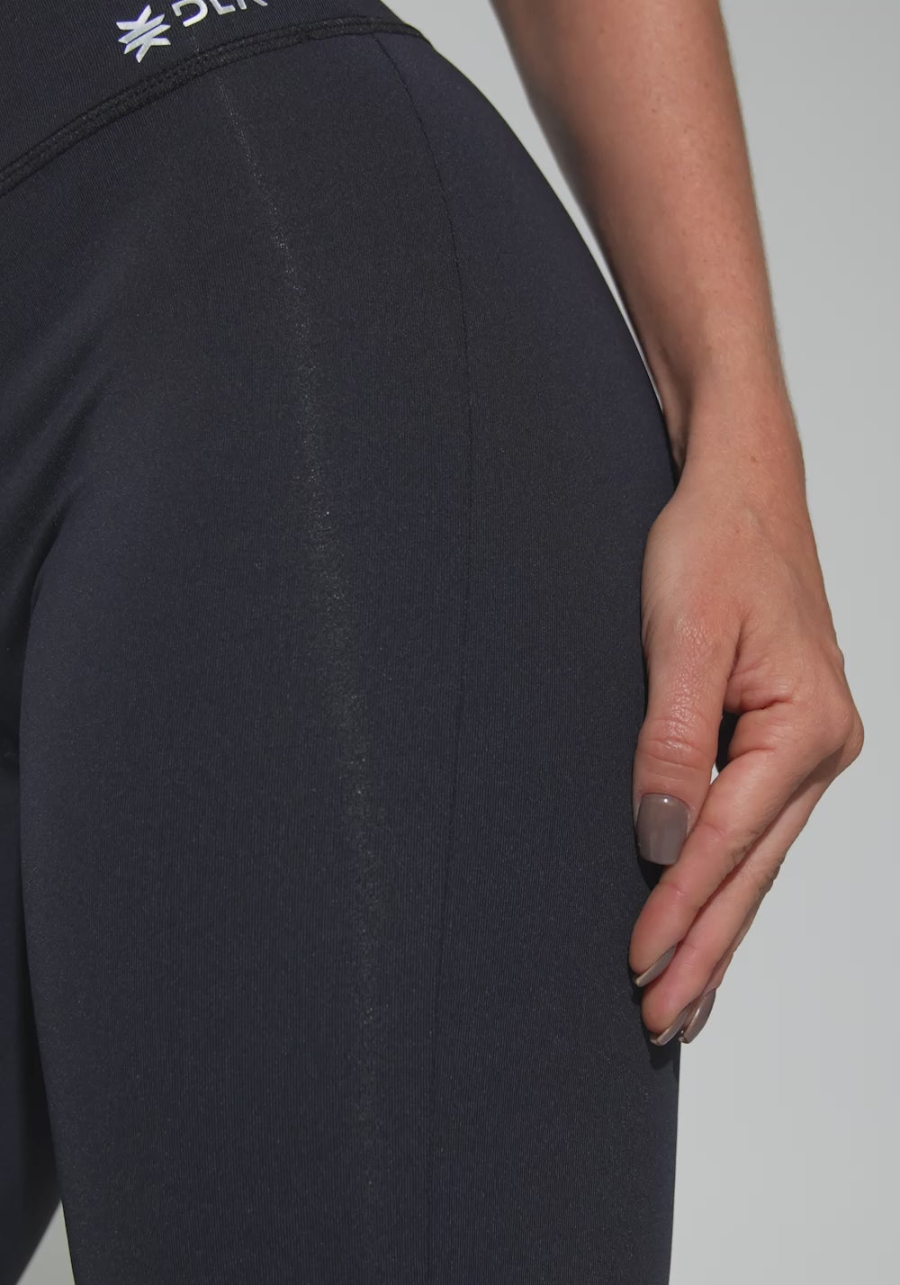 Calça Flare Feminina Preta Básica Dlk