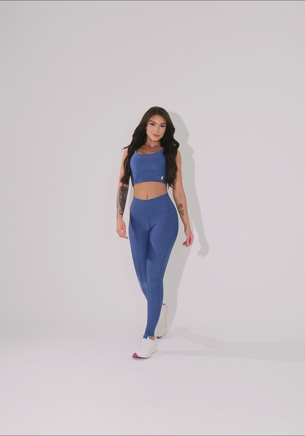 Top Fitness Feminino Azul Com Bojo Canelado Elegance Dlk