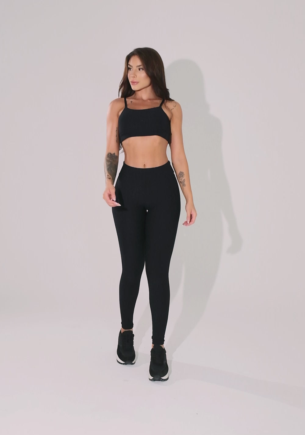 Legging Fitness Feminina Preta Canelada Elegance Dlk