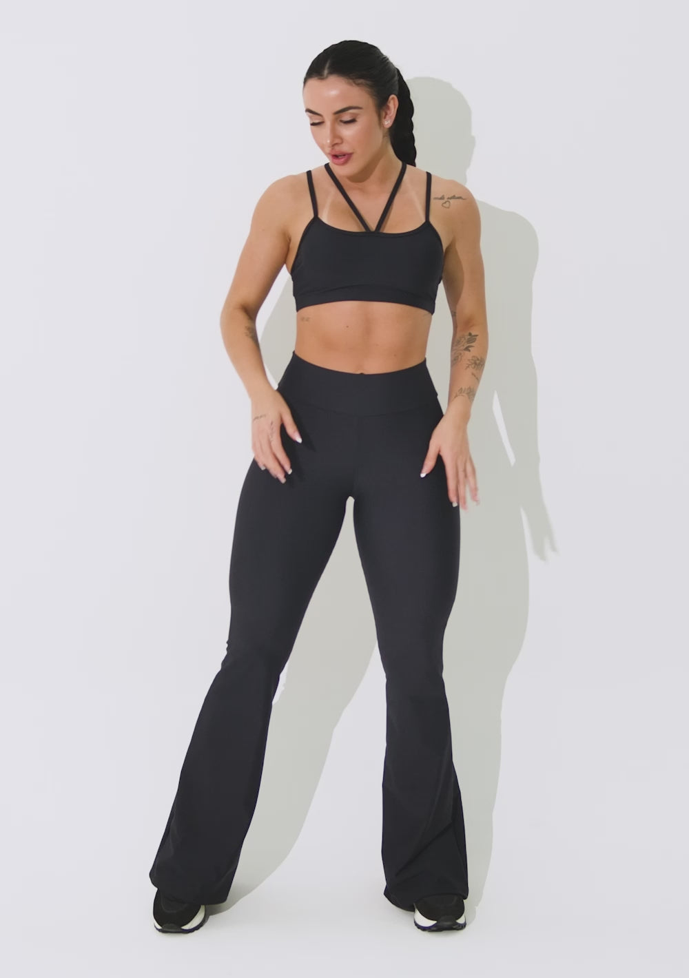 Top Fitness Feminino Preto Com Alças Duplas Intense Dlk