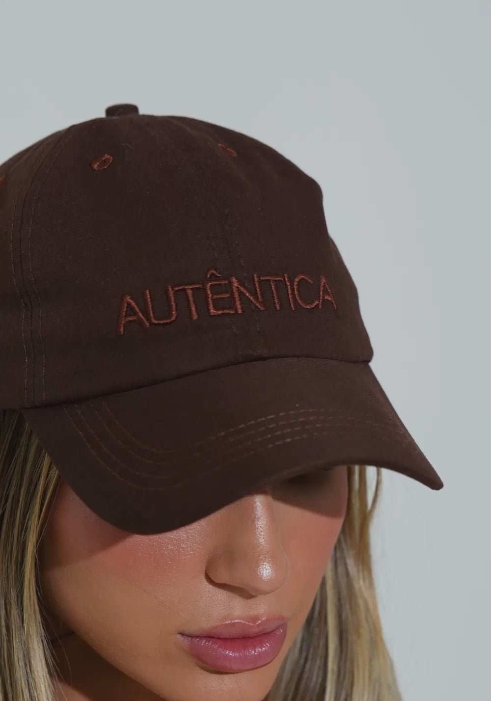 Boné Bordado Autêntica Marrom Dlk